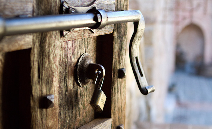 Medium_door_1