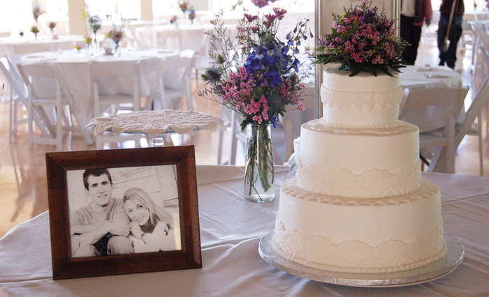 Medium_wedding_cake